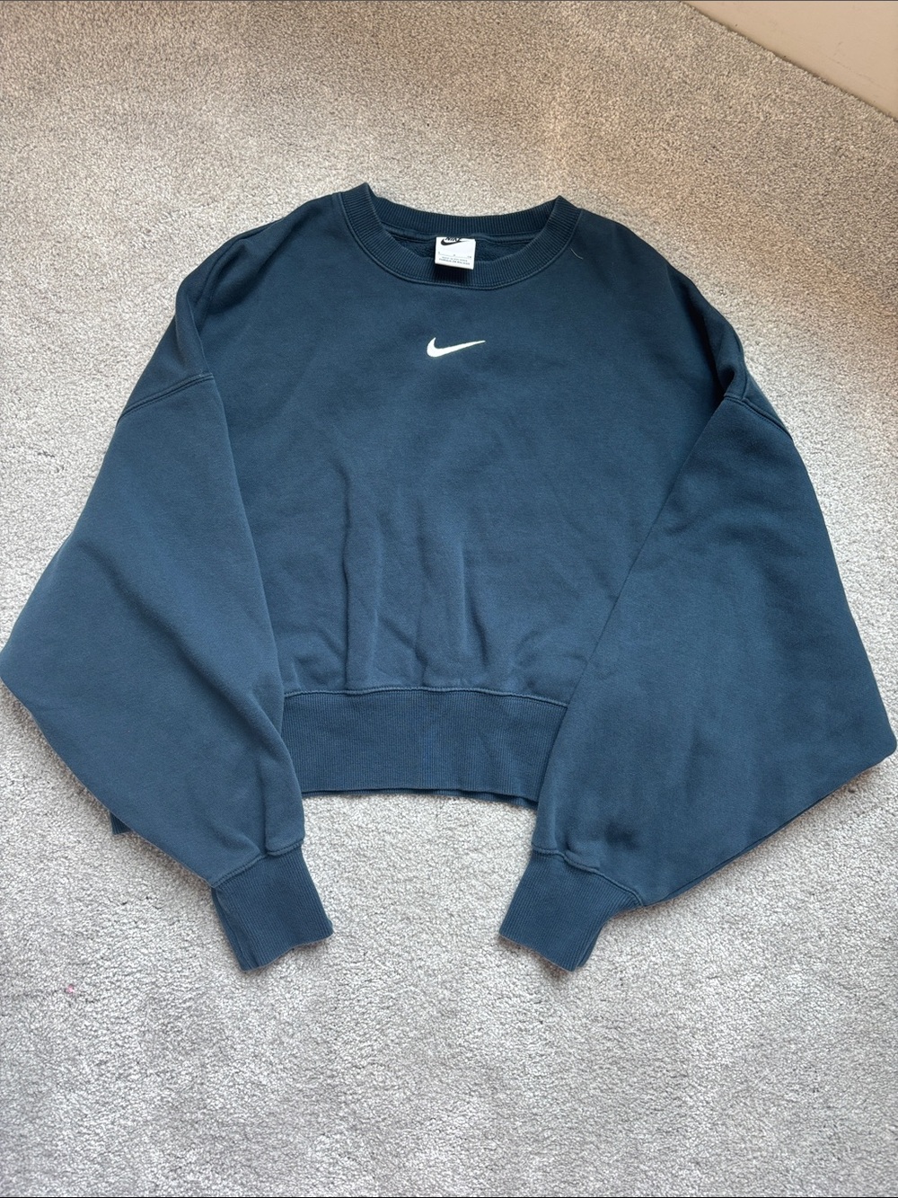 Nike navy sweatshirt